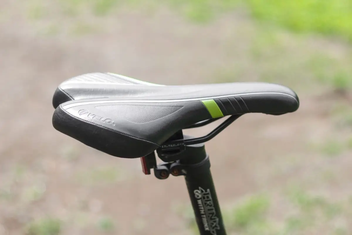 A close up image of a bicycle saddle. Source: pexels