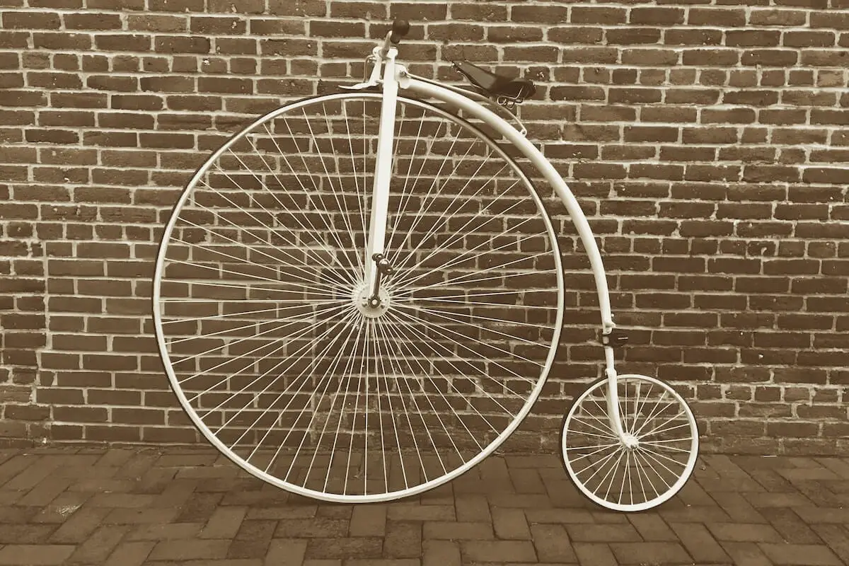 Historic one wheeled bicycle. Source: greg boll, unsplash